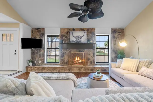 54 Campeche Circle, Galveston, TX 77554