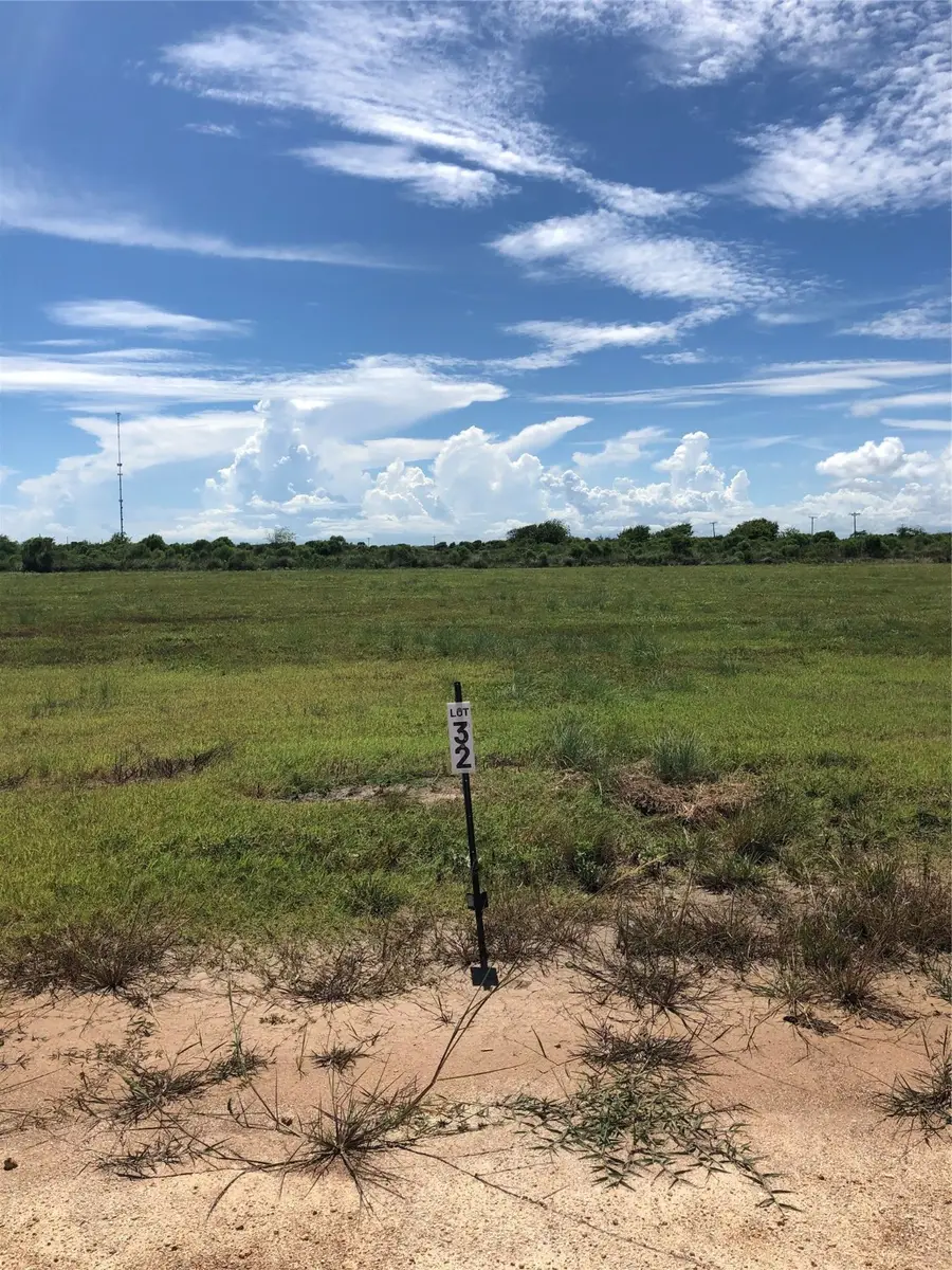 121 Pr 687, Matagorda, TX 77457 - Image #3