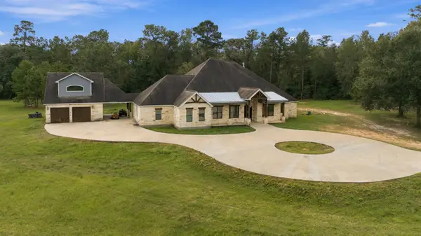21247 Peach Bend, Cleveland, TX 77328