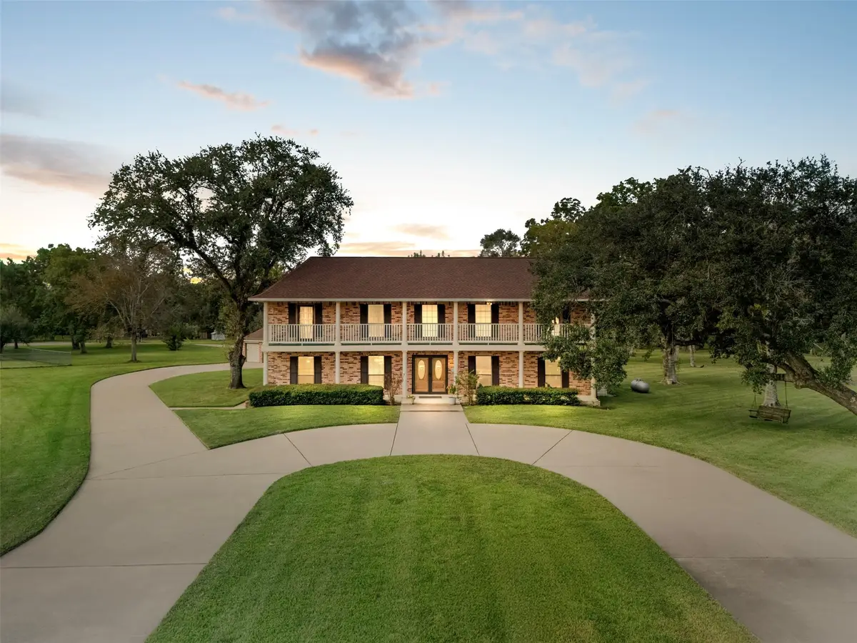 9300 Oakcrest Drive, Manvel, TX 77578 - Image #1