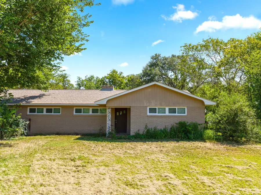 527 County Road 214, Bay City, TX 77414 - Image #3