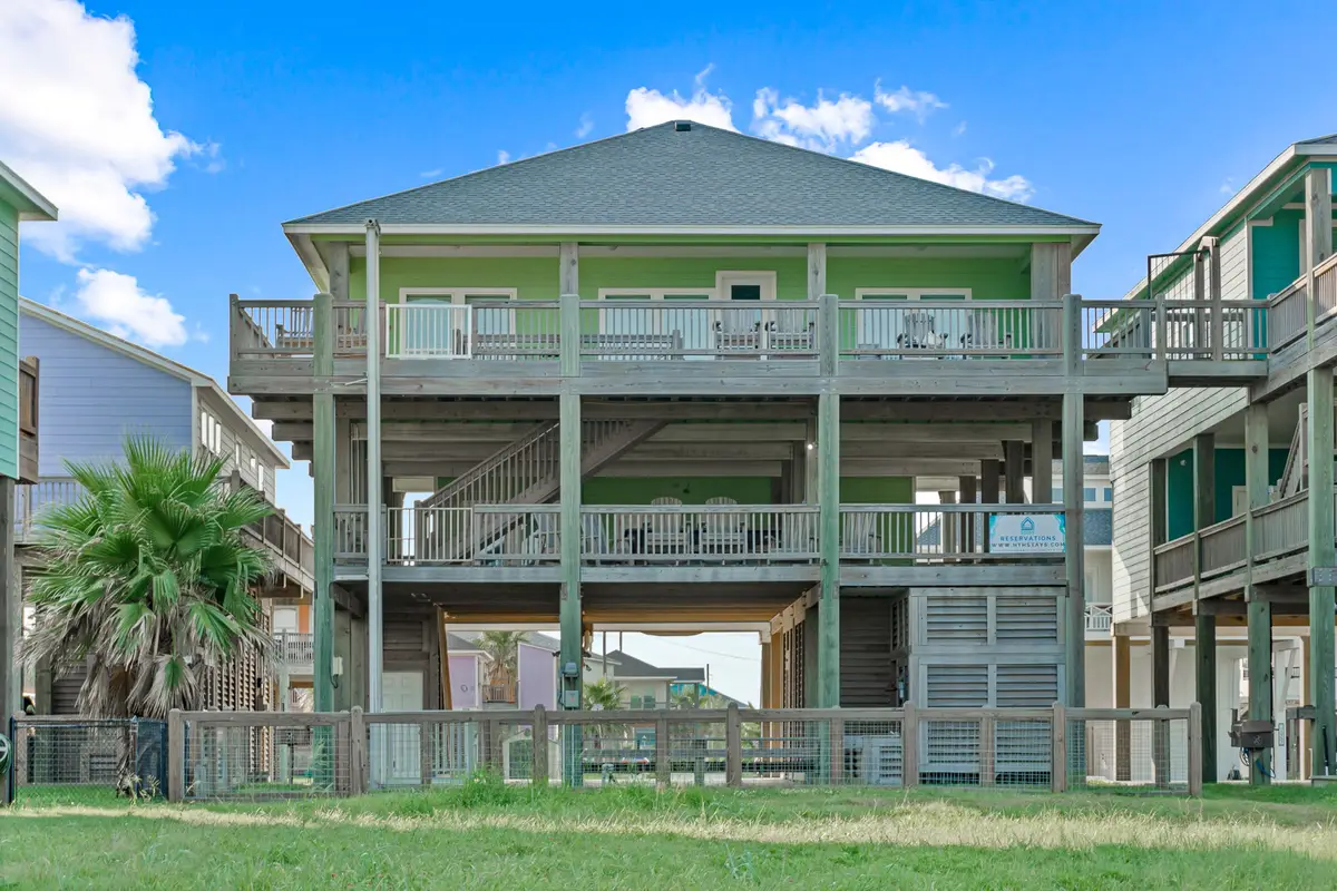 1958 Avenue I, Port Bolivar, TX 77650 - #1