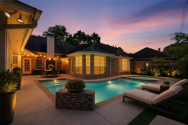 9110 Rhapsody Lane, Houston, TX 77040