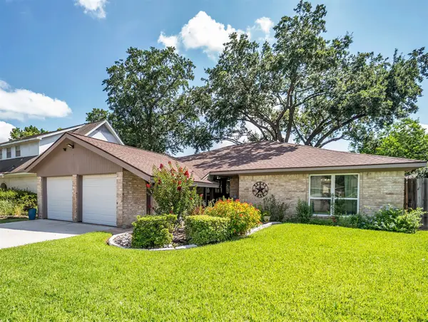 16222 Green Shade Drive, Houston, TX 77090