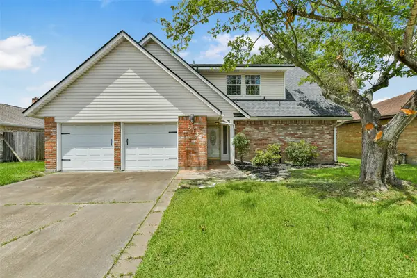 513 S Crockett Street, Deer Park, TX 77536