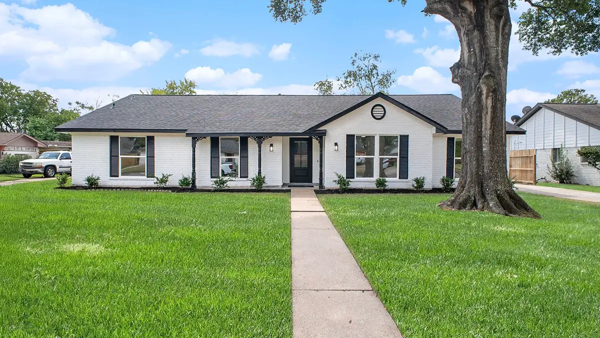 12915 Bexhill Drive, Houston, TX 77065 - Image #1