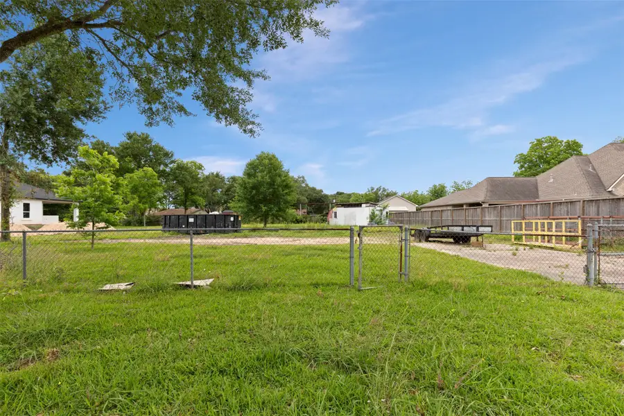 410 Spring Drive, Pasadena, TX 77504 - #2