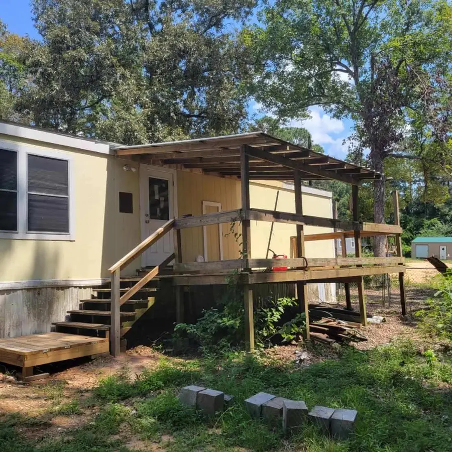 172 Walters Street, Livingston, TX 77351 - Image #3