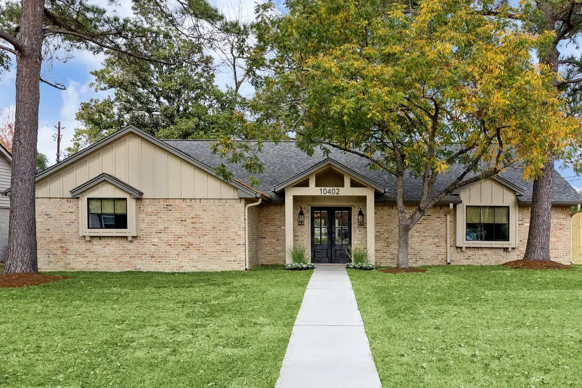 10402 Raritan Drive, Houston, TX 77043 - Image #1
