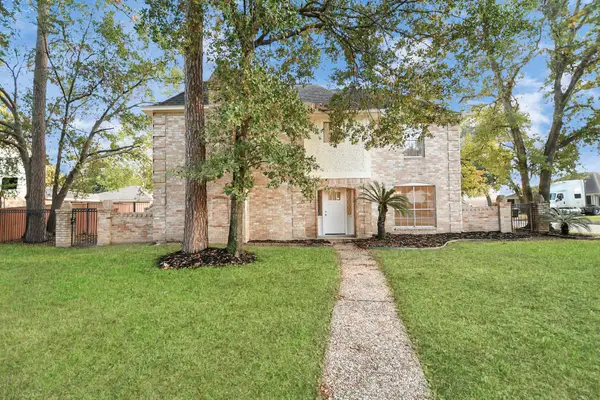 3919 Fernglade Drive, Houston, TX 77068