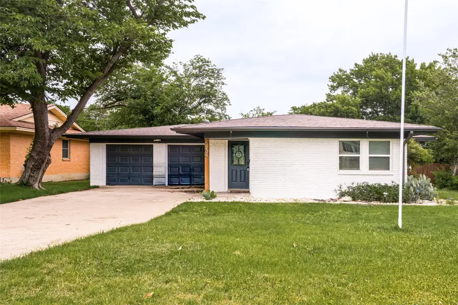 5204 Trail Lake Drive, Fort Worth, TX 76133 - #2