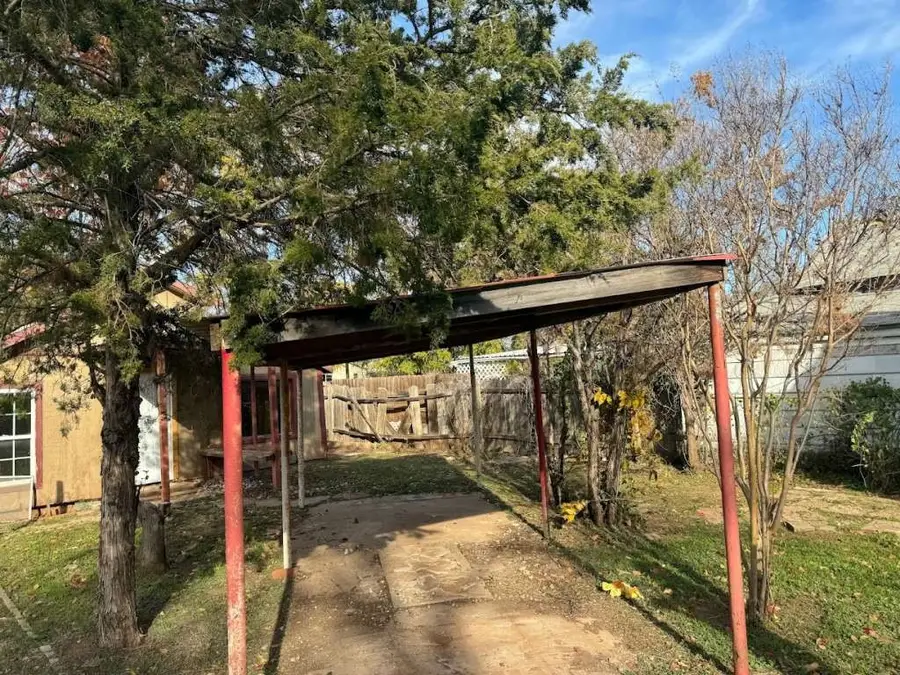 1208 N 7th Street, Wichita Falls, TX 76306 - Image #2