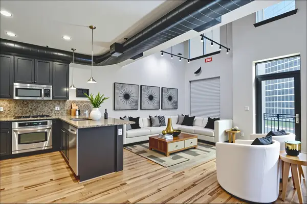 5005 Hidalgo Street #413, Houston, TX 77056