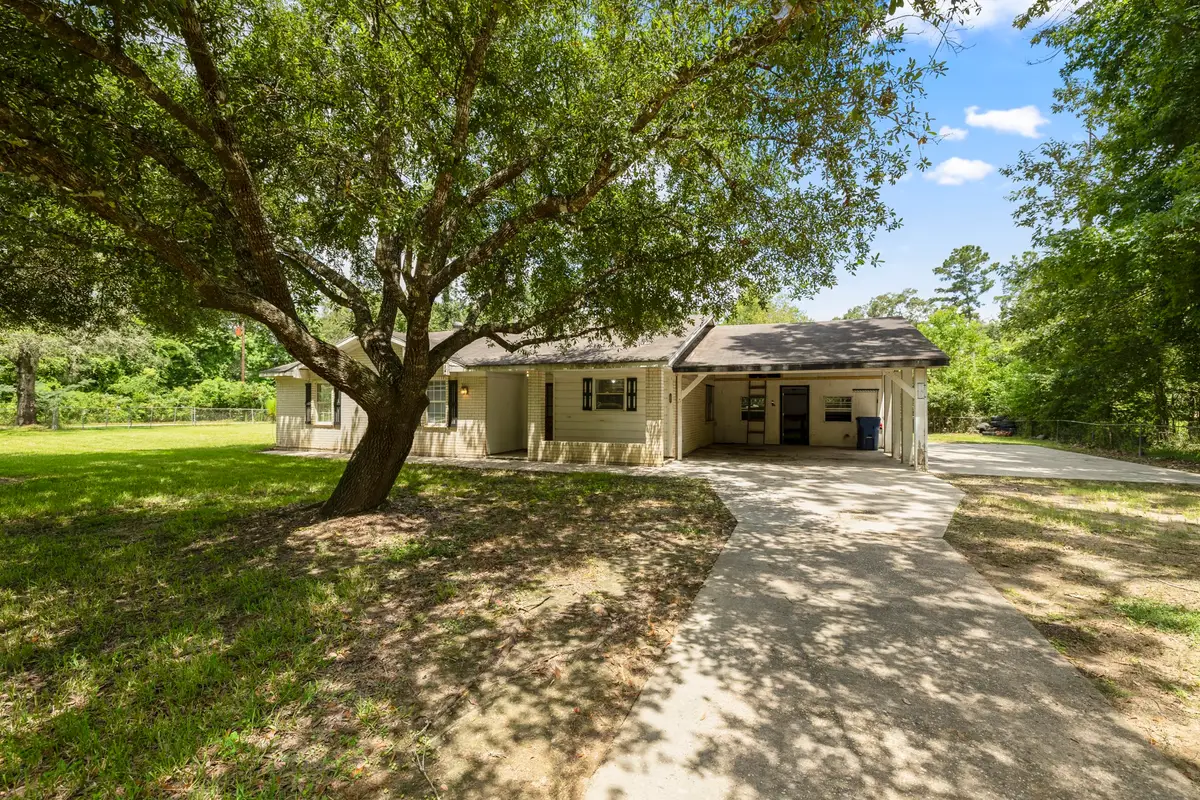 140 Friar Tuck Road, Shepherd, TX 77371 - Image #1