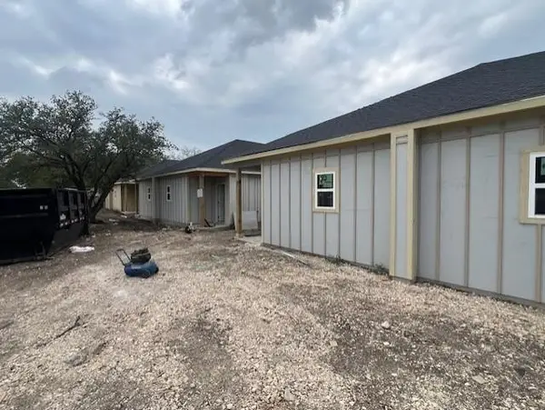 1719 El Monte Boulevard, San Antonio, TX 78201