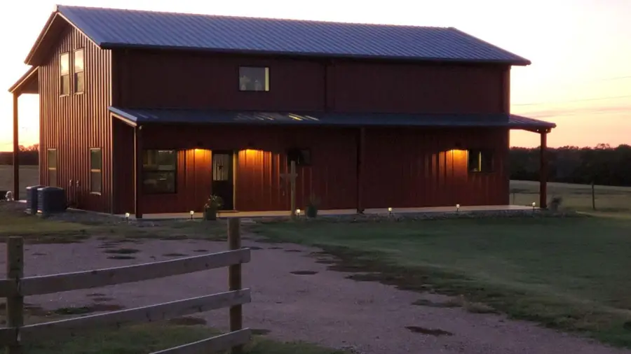 6515 Prihoda Road, Fayetteville, TX 78963 - Image #2