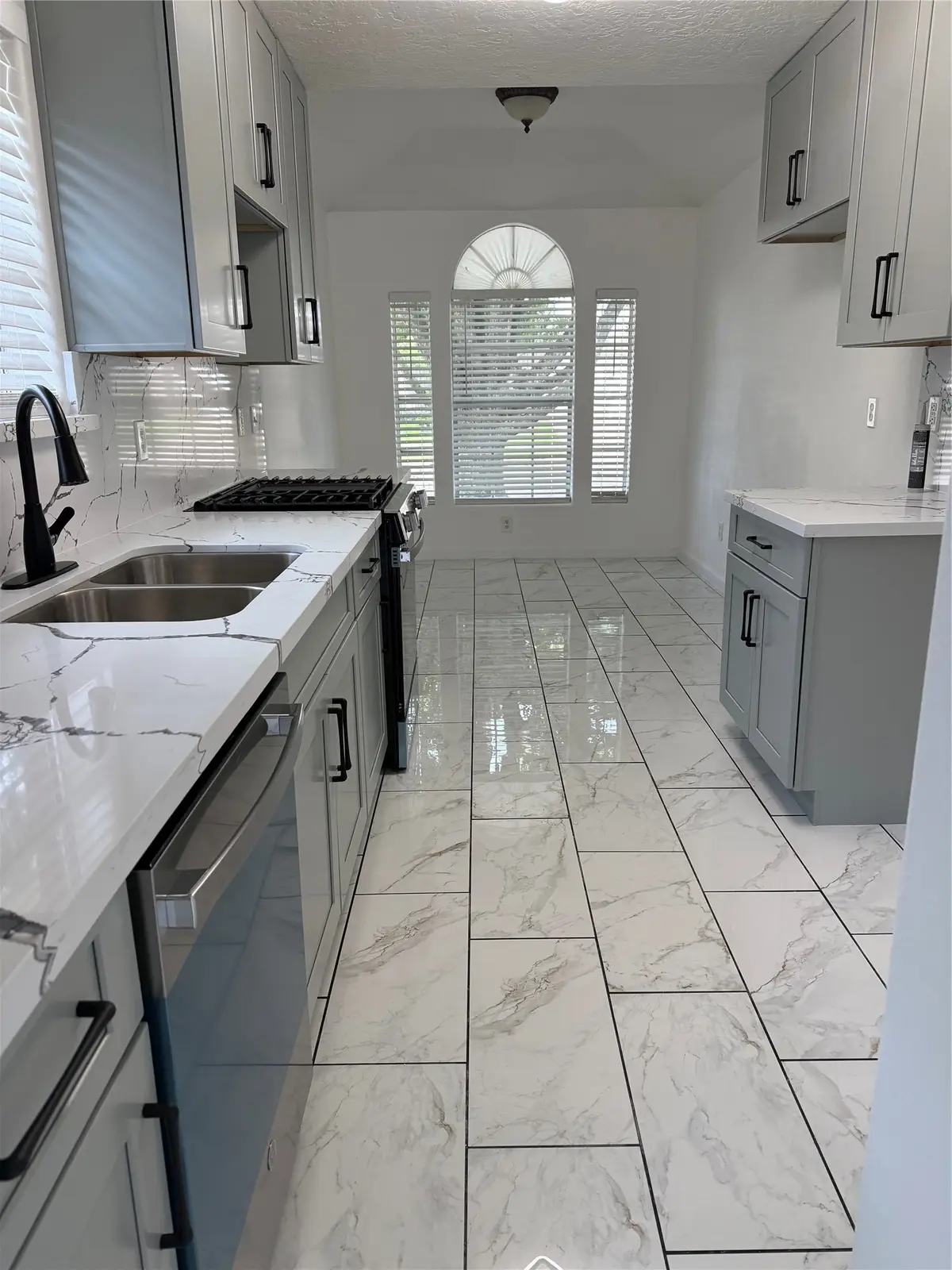 6423 Crim Court, Houston, TX 77049 - #1