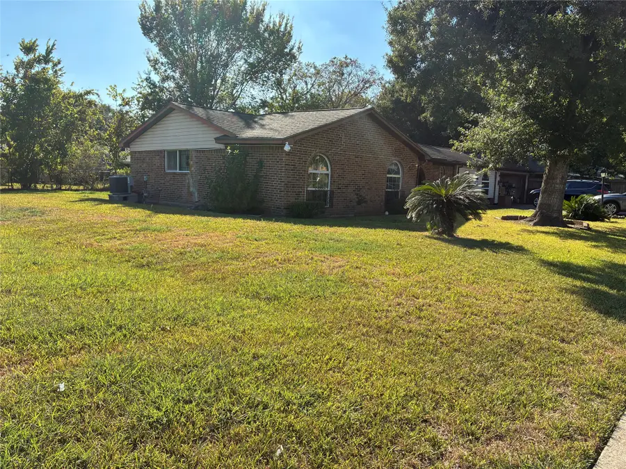 5034 Bricker St, Houston, TX 77033 - #2