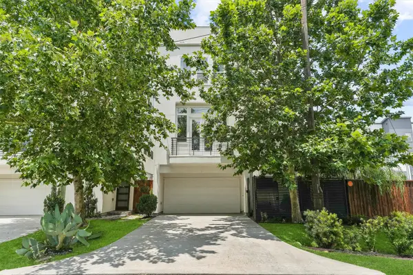 3205 Baron Street, Houston, TX 77020