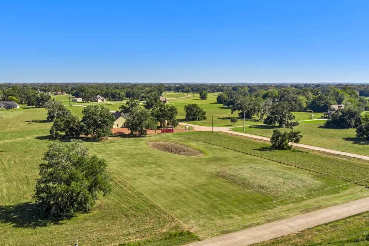483 Pony Trail, Angleton, TX 77515 - #1