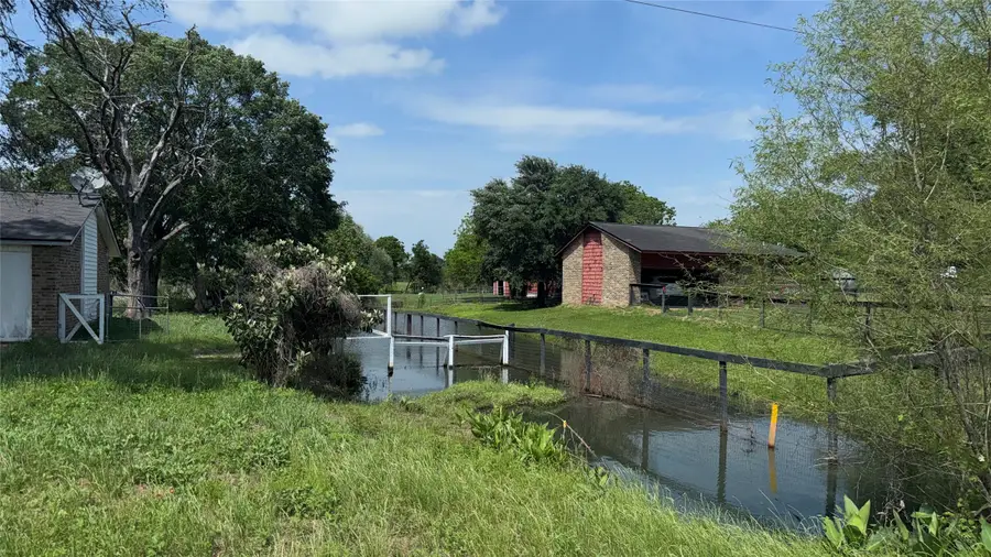 35206 Cattle Creek Road, Pine Island, TX 77445 - #2