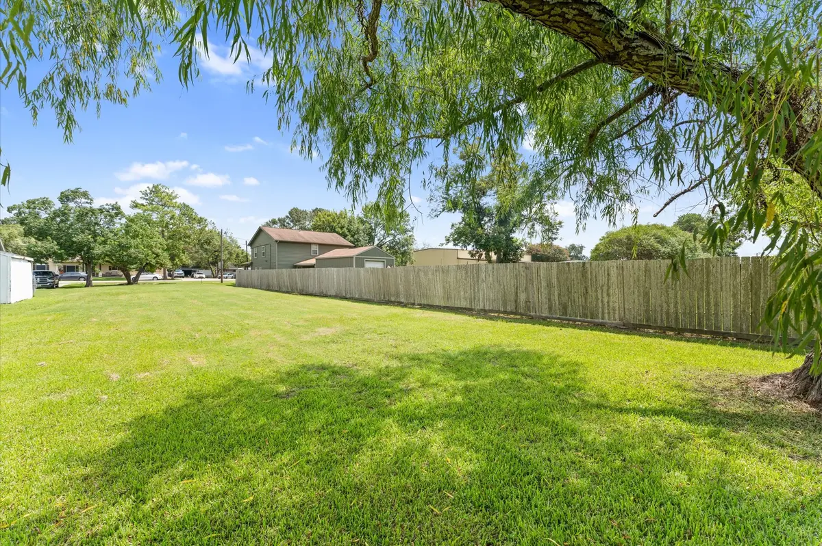 3256 Bernard Street, La Porte, TX 77571 - Image #1