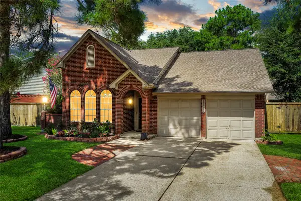 16014 Royal Garden Drive, Houston, TX 77095