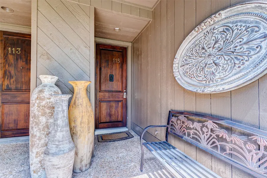 115 Litchfield Lane, Houston, TX 77024 - Image #2