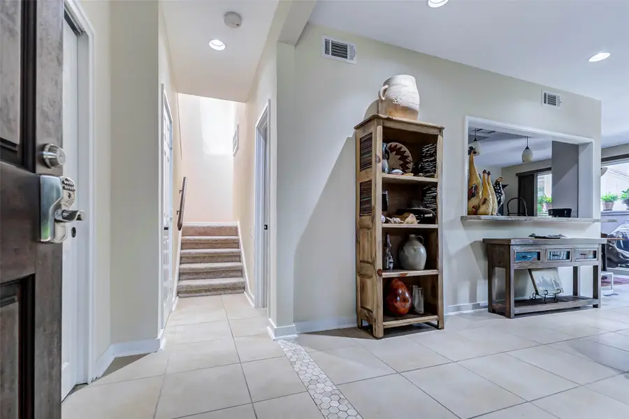 115 Litchfield Lane, Houston, TX 77024 - Image #3