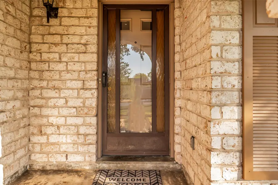 7015 Lacy Hill Drive, Houston, TX 77036 - Image #3