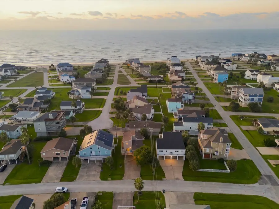 13835 San Domingo Drive, Galveston, TX 77554 - #2