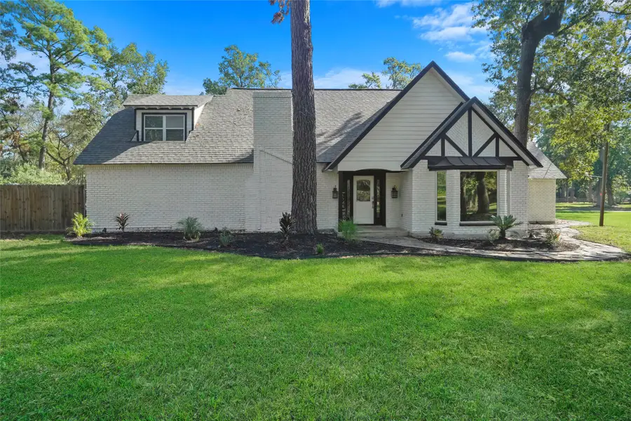 8526 Oakwood Drive, Magnolia, TX 77354 - Image #2