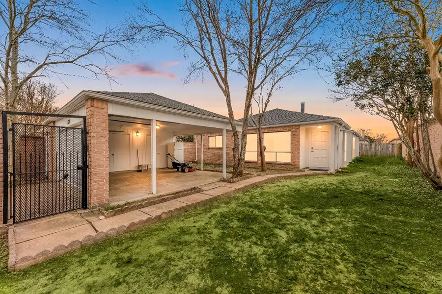 9315 Beringwood Drive, Houston, TX 77083 - #2