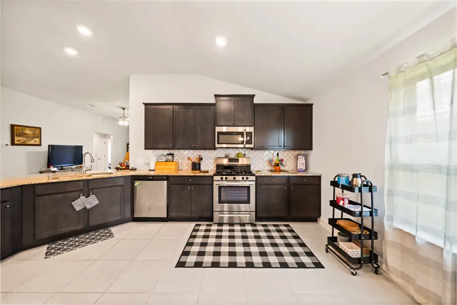 394 Terra Vista Circle, Montgomery, TX 77356 - Image #3