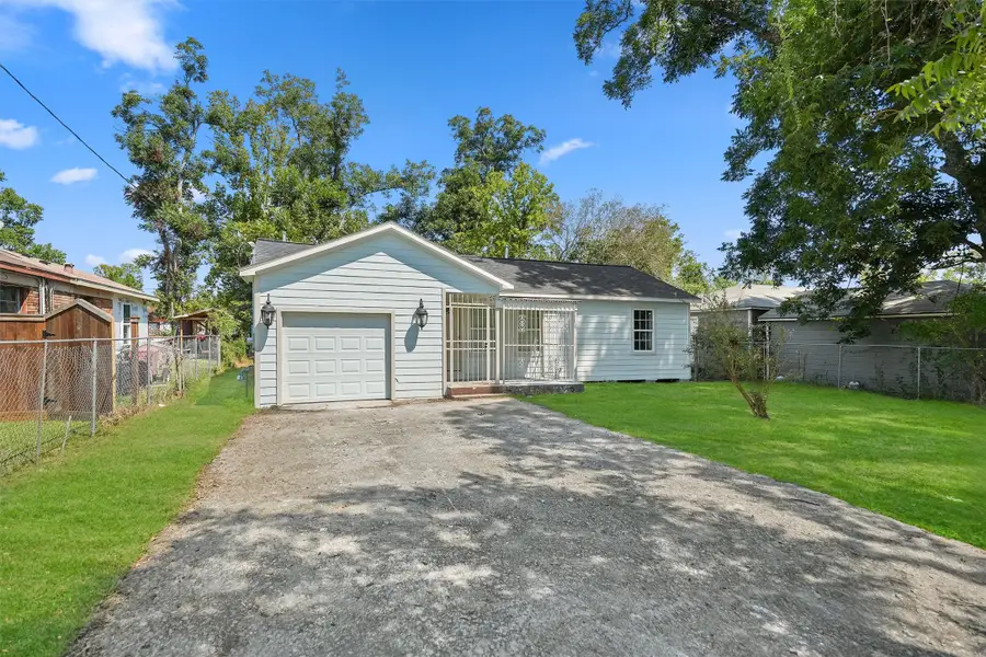 7413 W Knoll Street, Houston, TX 77028 - Image #2