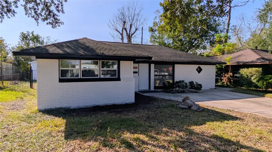 4122 Botany Lane, Houston, TX 77047 - Image #2