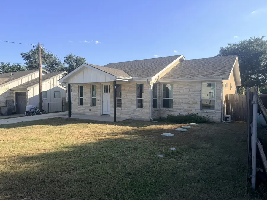 11538 Main Street, Jonestown, TX 78645 - #2