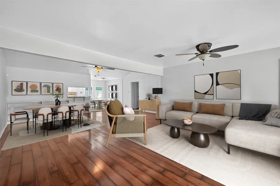 6926 Pine Grove Drive, Houston, TX 77092 - Image #2