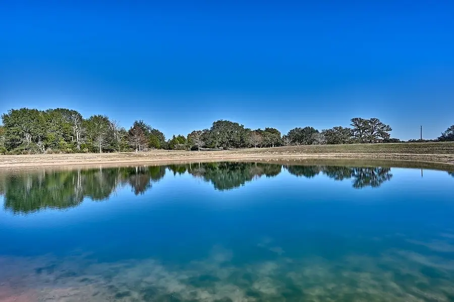 1213 County Road 273, Weimar, TX 78962 - Image #2