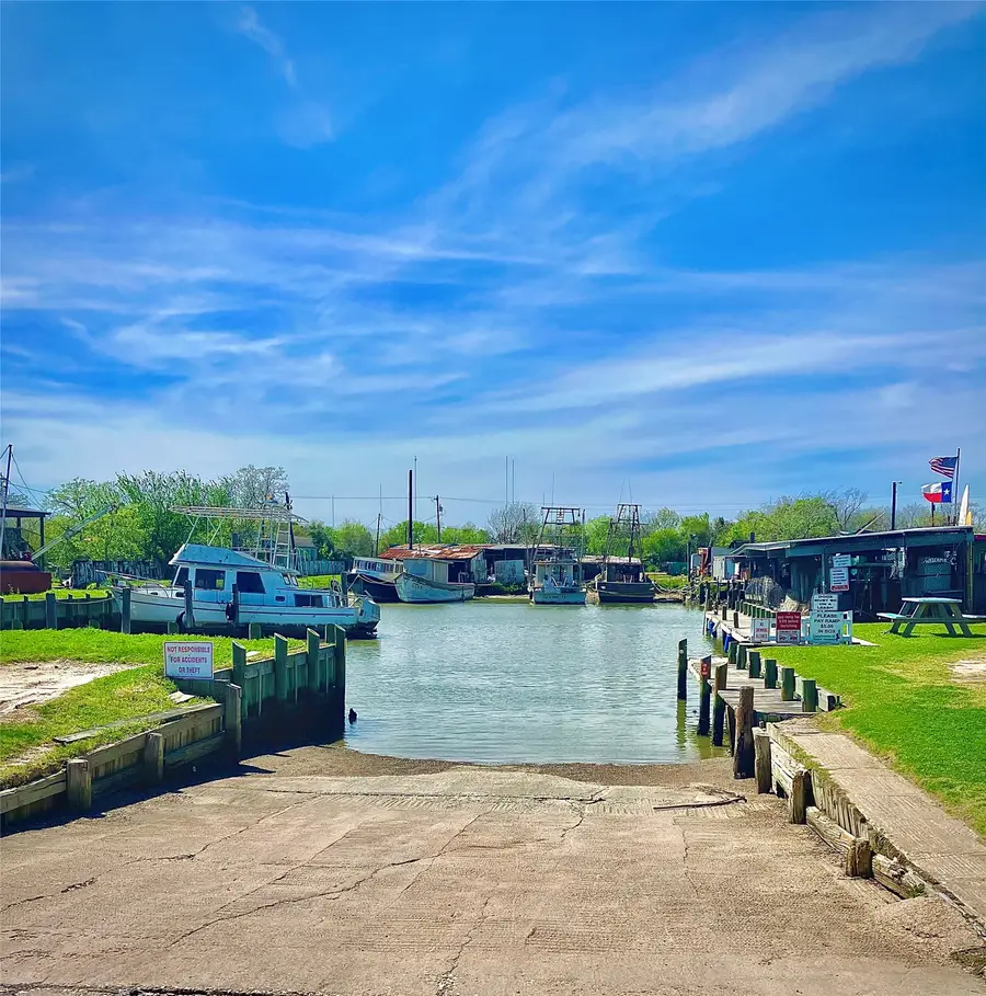 3804 20th Street N, Texas City, TX 77590 - #3