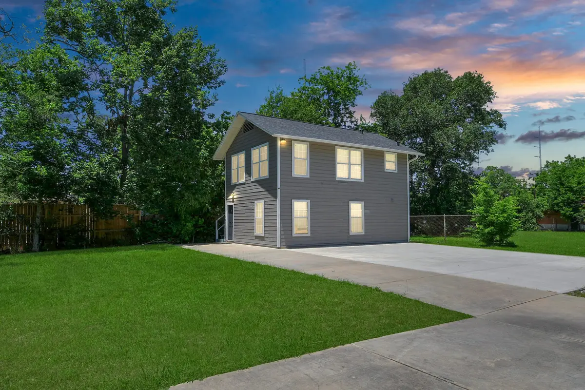 7309 Moline Street, Houston, TX 77087 - Image #1