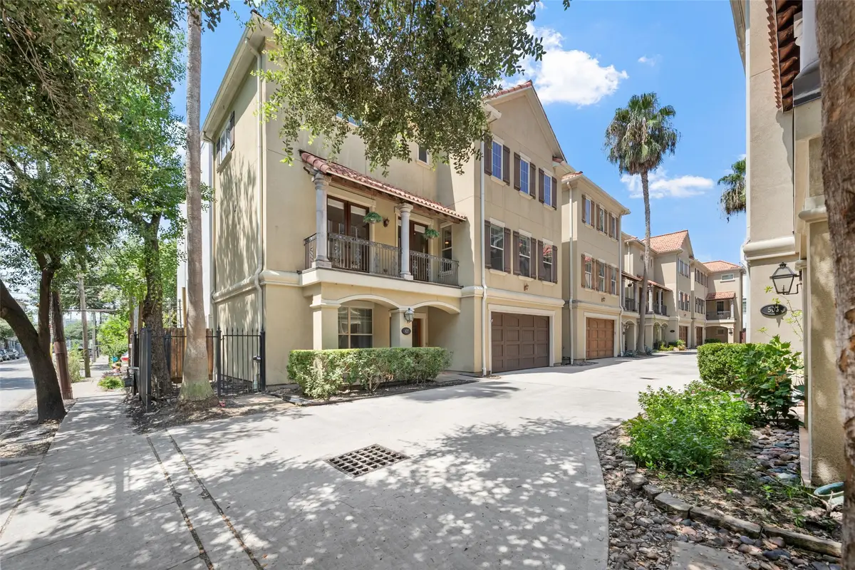 427 Jackson Hill Street, Houston, TX 77007 - #1