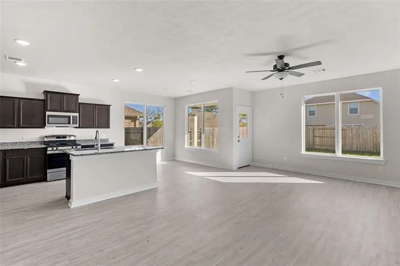 2948 Palominos Way, Conroe, TX 77301 - Image #3