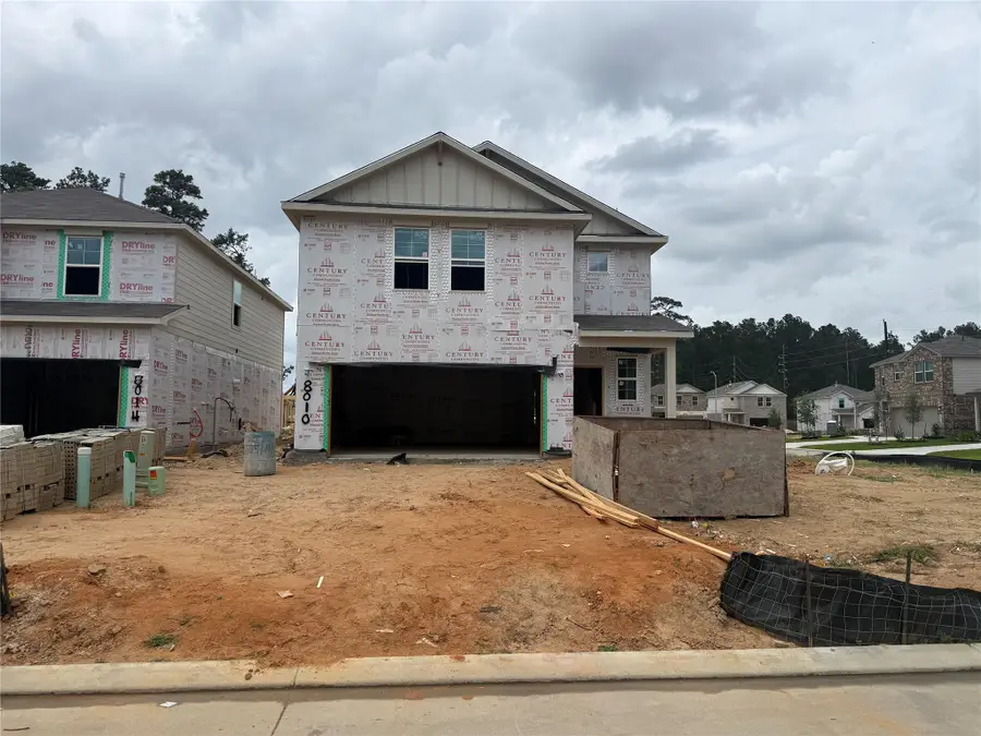 8010 Heroes Hall Drive, Magnolia, TX 77354 - #2