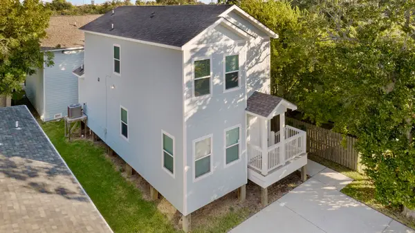 4020 Avenue N 1/2, Galveston, TX 77550