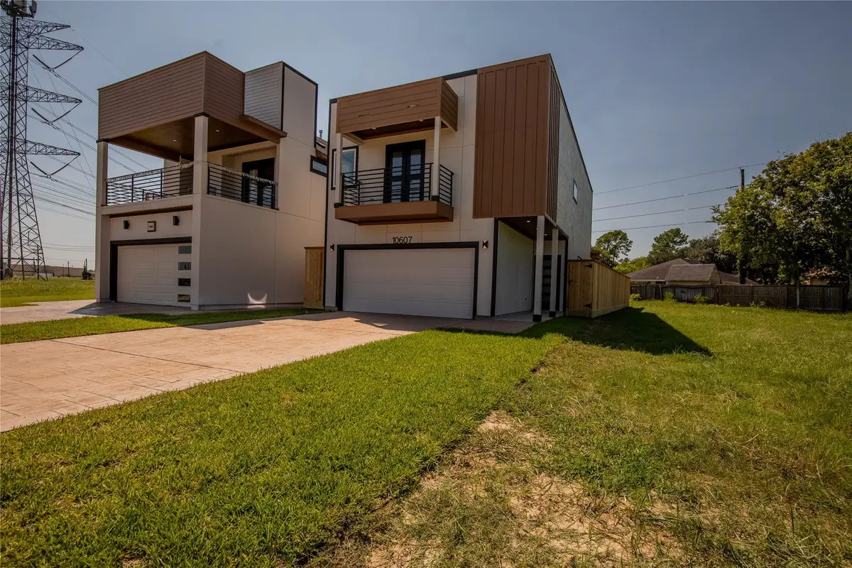 10607 Greenwater Drive, Houston, TX 77065 - Image #1