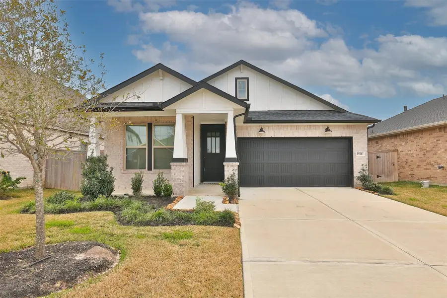 19243 Palfrey Prairie Trail, Tomball, TX 77377 - Image #2