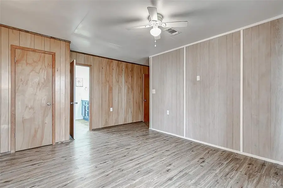 3253 Hwy 87, Crystal Beach, TX 77650 - #2