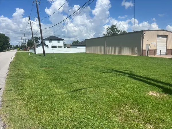 TBD N Broadway Street, La Porte, TX 77571