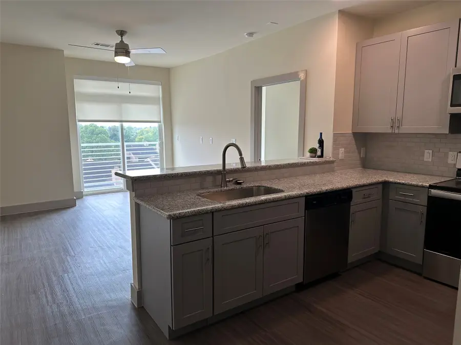 6955 Turtlewood Drive #502, Houston, TX 77072 - Image #3